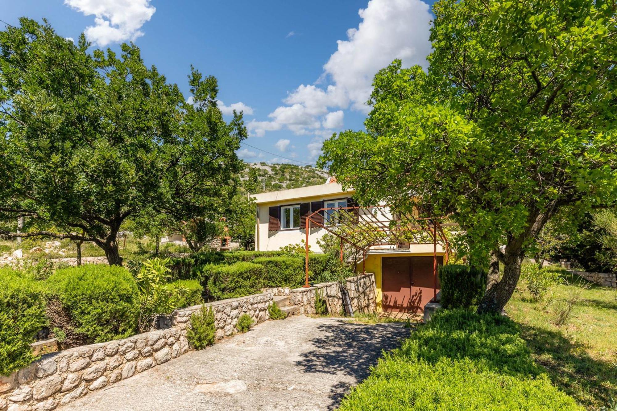 Beachfront House Nada - Happy Rentals Karlobag Exterior foto